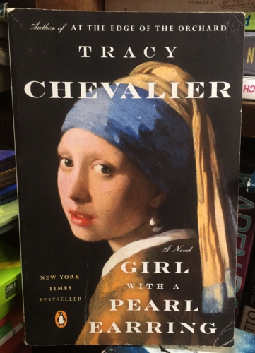 Girl with a peal earing by Tracy Chevalier